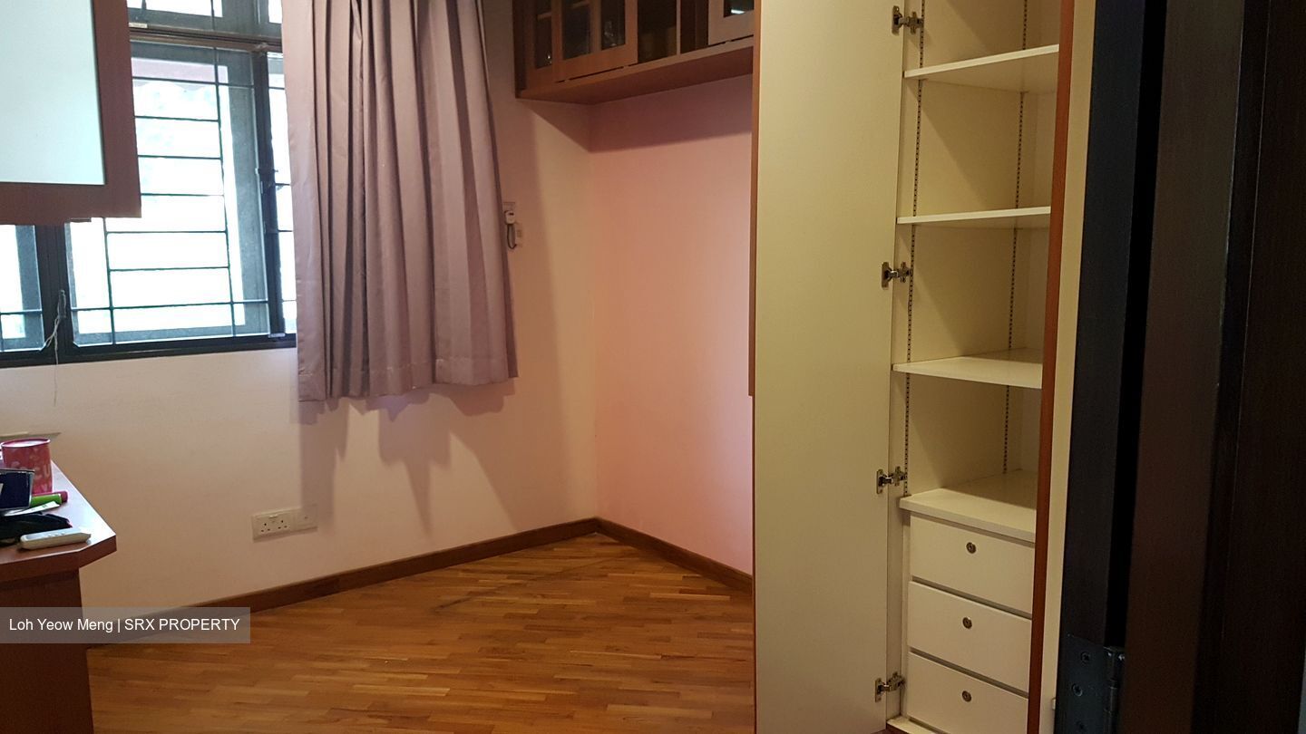 Kew Cottages (D16), Terrace #350630811